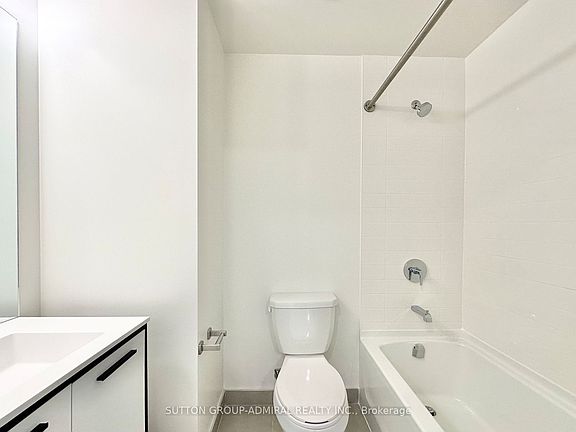 3rd image of 185 Deerfield Rd #304