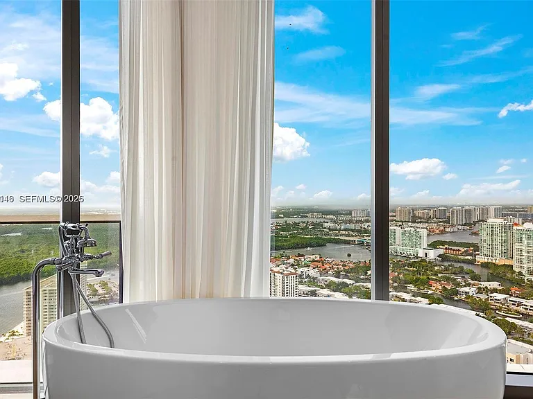 15701 Collins Ave #4105 — Photo 32