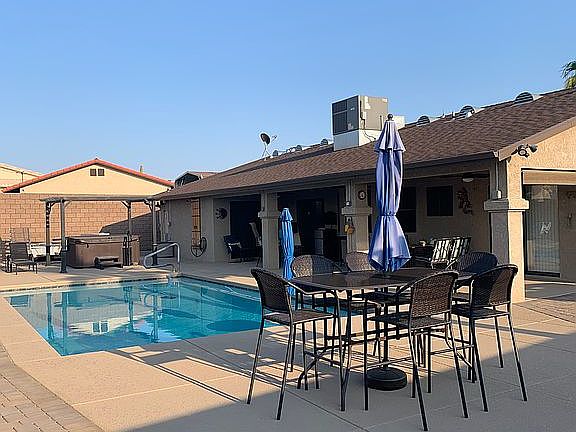 Private Entertainment Yard