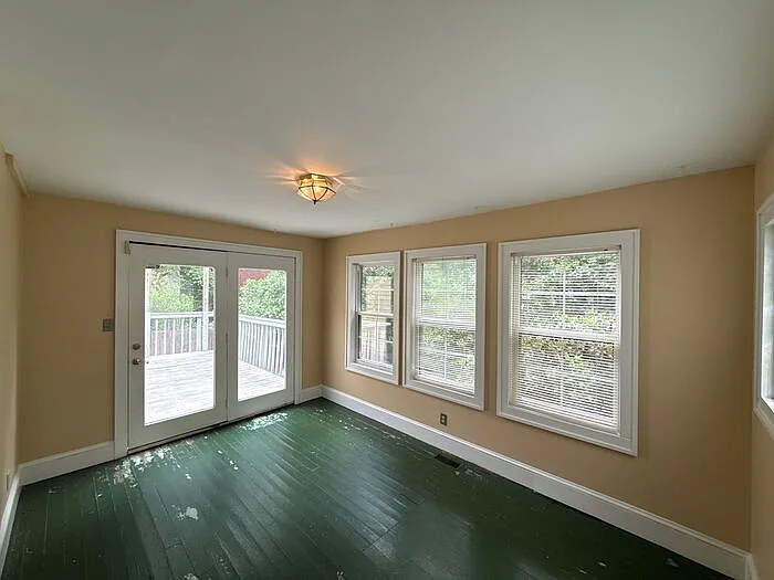 420 N Laurel Ave — Photo 16