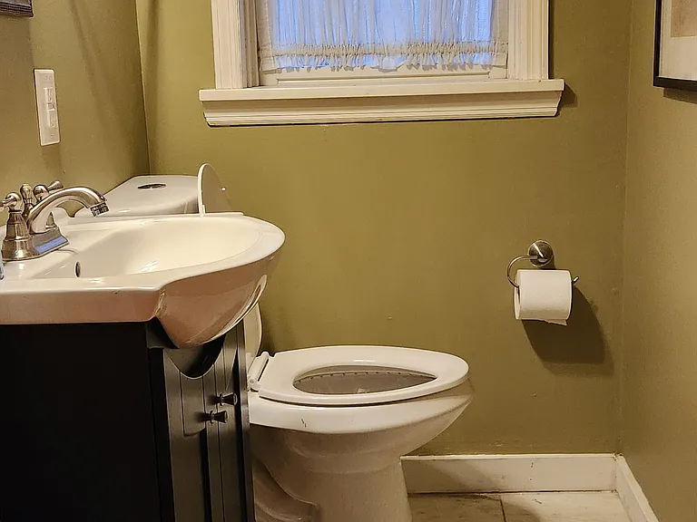 1137 Collingwood Dr — Photo 12