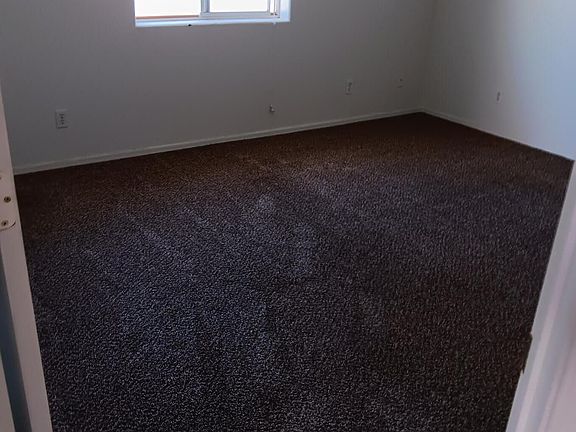4th image of 140 Opossum Dr #102