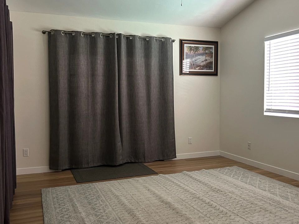 1st image of 955 Norella St