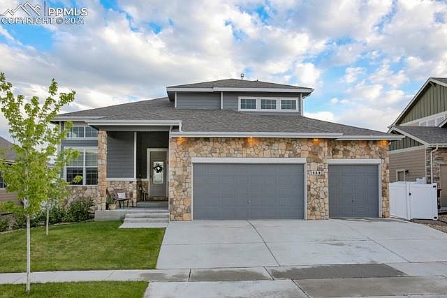 1st image of 989 Mount Andrew Dr