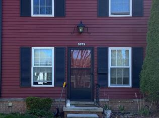 3373 Burbank Dr, Ann Arbor, MI 48105