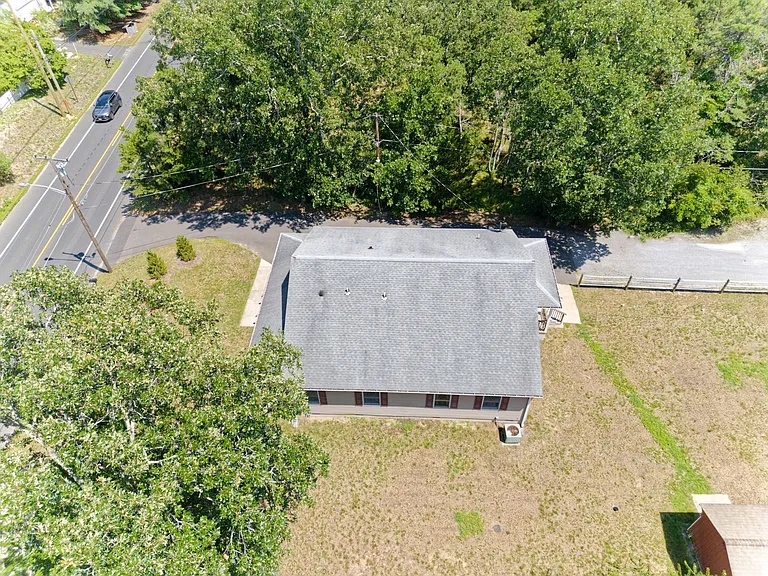 756 Lakehurst Rd — Photo 30