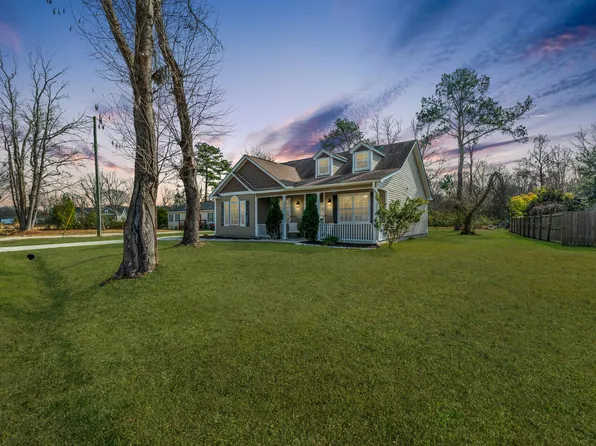 5037 Govan Rd, Hollywood, SC 29449