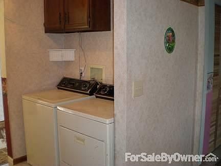5th image of 2504 Regent Ct