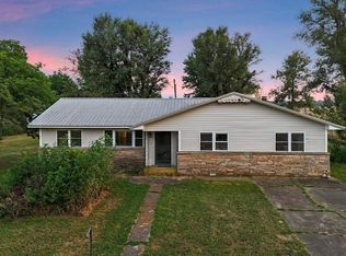 10143 Farm Road 2240, Washburn, MO 65772