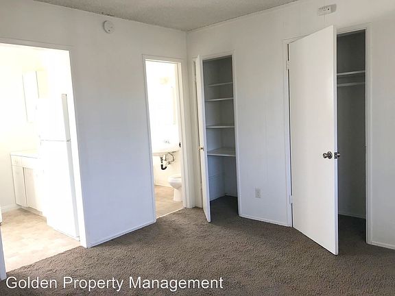 5th image of 4210 Haines St APT 5