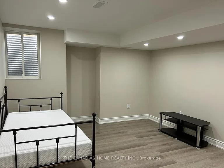 12 Kilmarnock Cres #BASEMENT — Photo 11