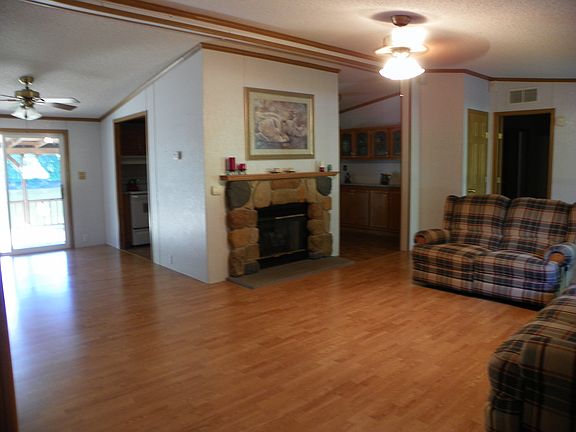 4th image of 300 Echo Valley Road