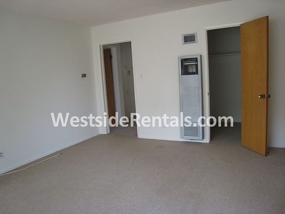 2nd image of 1711 Federal Ave APT 8
