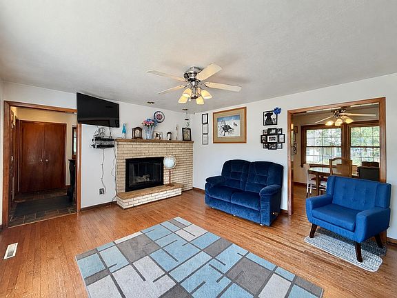 2nd image of 2226 S Park Ave