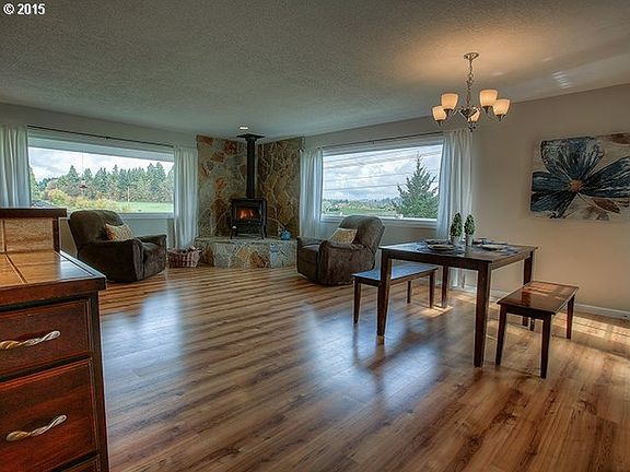 3rd image of 19300 NE 50th Ave
