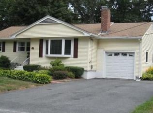 23 Ferncroft Rd, Shrewsbury, MA 01545