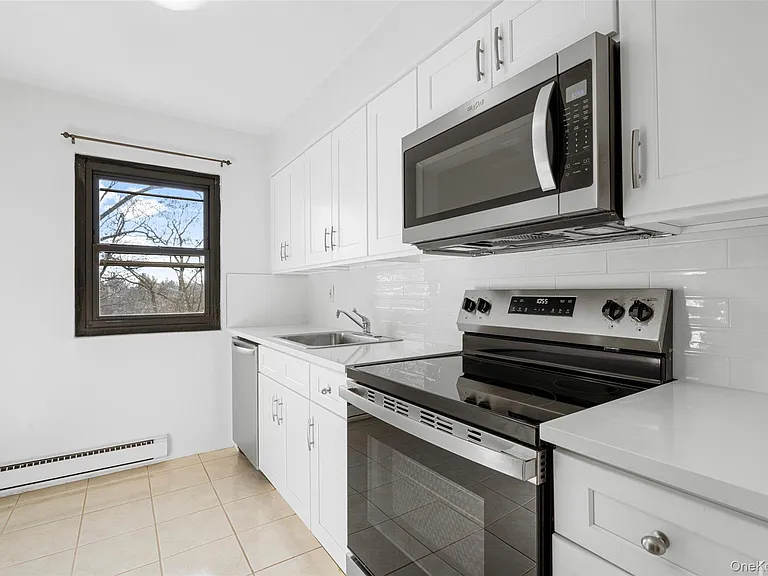 55 Fieldstone Dr #69 — Photo 9