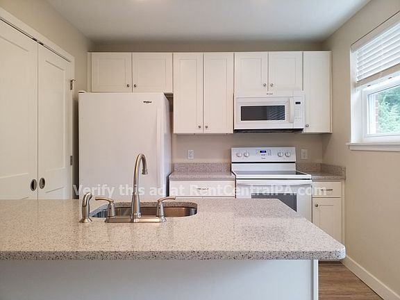 5th image of 412 S College St APT 305