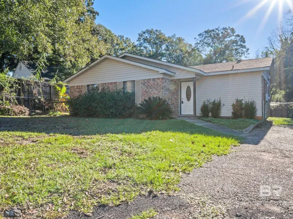 1256 Jean Dr, Mobile, AL 36618