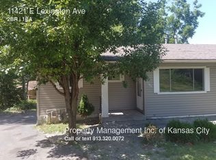 11421 E Lexington Ave, Sugar Creek, MO 64054