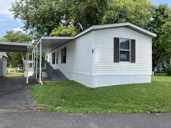 38 Worthington Dr, Belleville, IL 62221