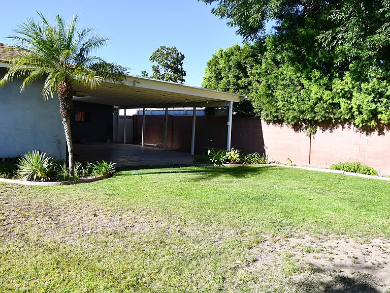 1210 E Oakmont Ave — Photo 53