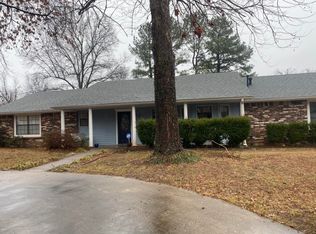 1013 E 12th St, Claremore, OK 74017