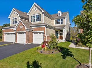 1203 Rockway Glen Ct, Elgin, IL 60124