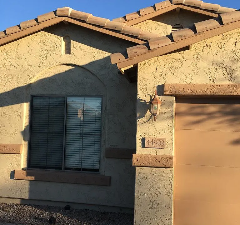 44903 W Gavilan Dr