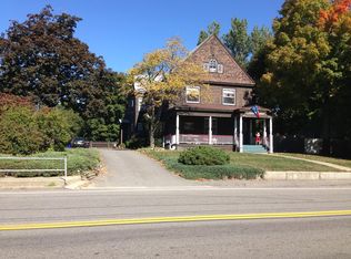 42 Central St, Hudson, NH 03051