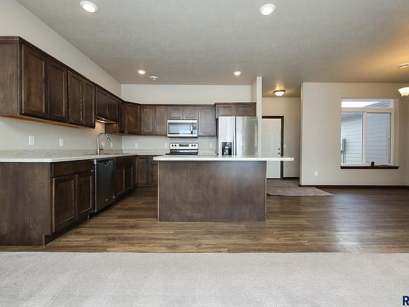 3rd image of 5514 S Seville Pl