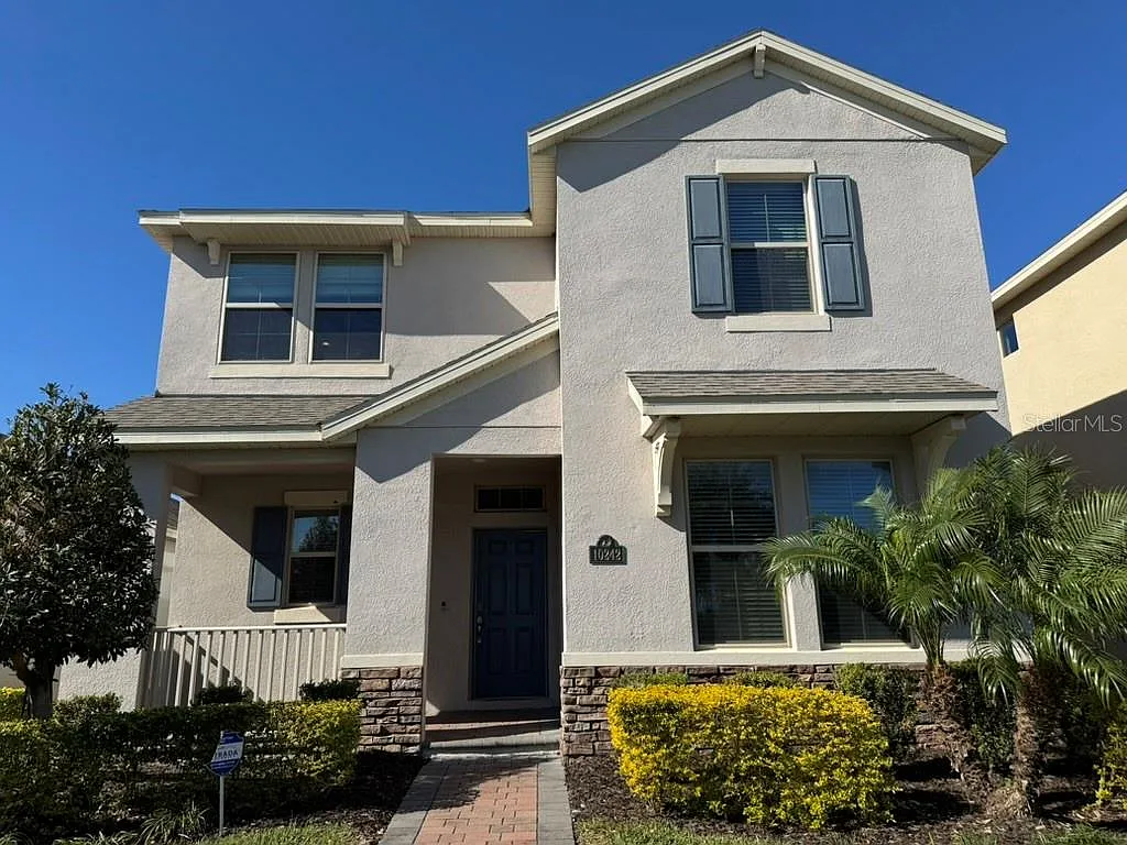 4 bed, 3.5 bath, 2477 sqft, $3,200 — Photo 1