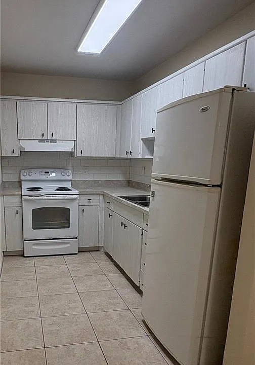 333 SE Martin Ave #1-F