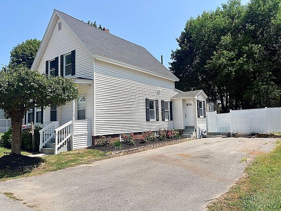 2nd image of 109 Culley St
