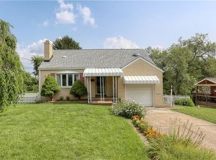 1283 Meadow Dr, Aliquippa, PA