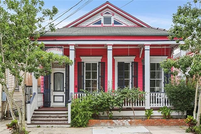 1st image of 1026 Clouet St
