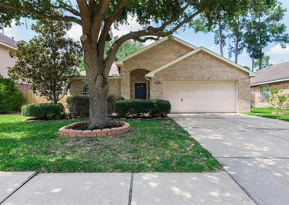 1st image of 16122 Horseshoe Hill Ct