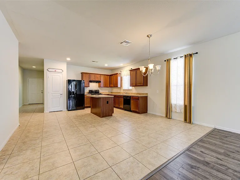 5318 Hickory Harvest Dr — Photo 24