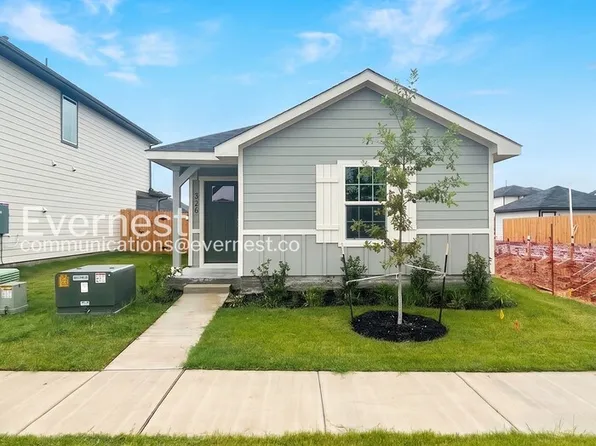 320 Santo Domingo Rd, Bastrop, TX