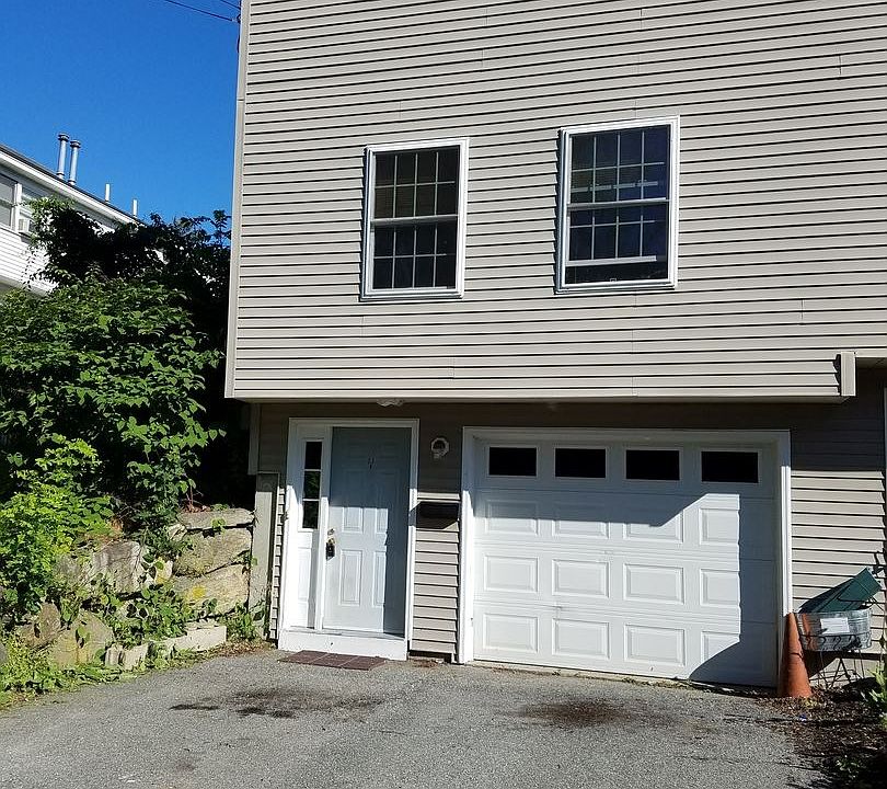 1st image of 23 Fletcher St Unit A