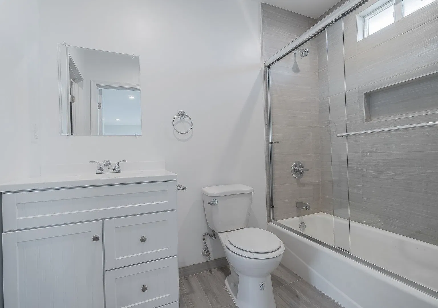 4200 S Western Ave., LLC — Photo 2