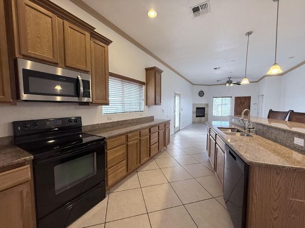926 Stahlman Dr