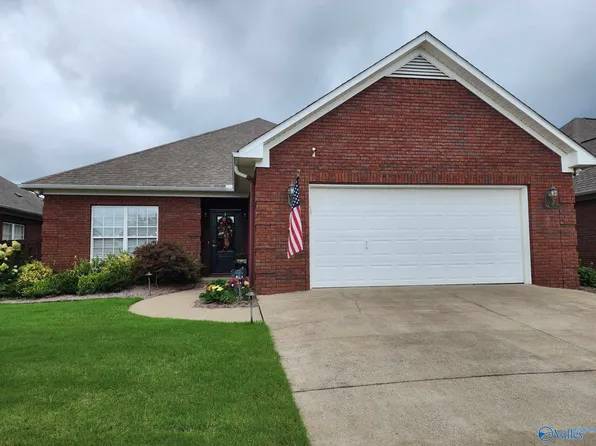 212 Park Place Dr, Arab, AL 35016