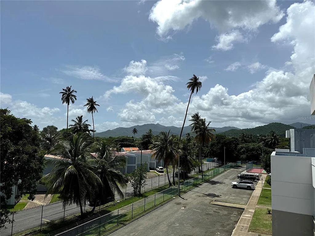 2 bed, 2.5 bath, 1466 sqft, $1,650 — Photo 4