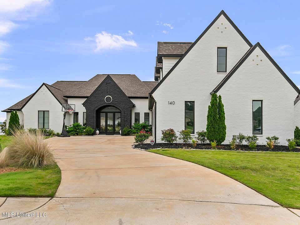 1st image of 140 Herons Bay Cir