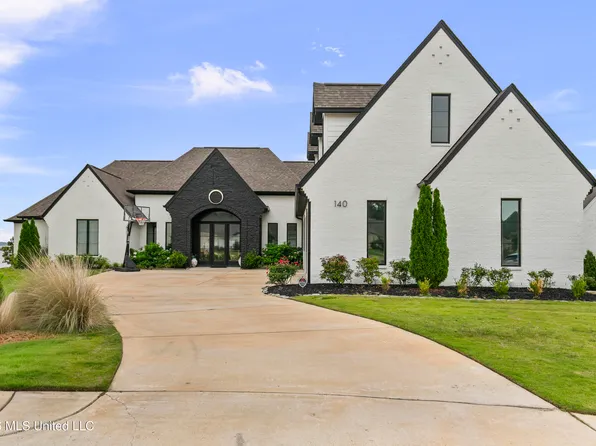 140 Herons Bay Cir, Madison, MS 39110