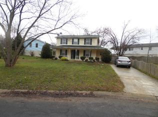 2205 Bridle Path Dr, Waldorf, MD