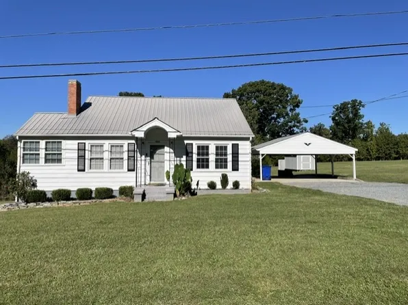 1299 Academy St, Franklinville, NC 27248