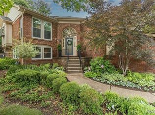 14144 Baywood Villages Dr, Chesterfield, MO