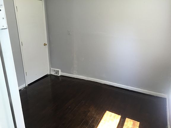 2nd image of 5508 Ditzler Ave